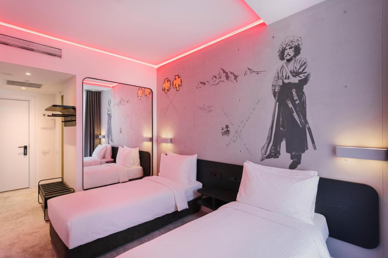 Hotel Golden Tulip Design Tbilisi Esterno foto
