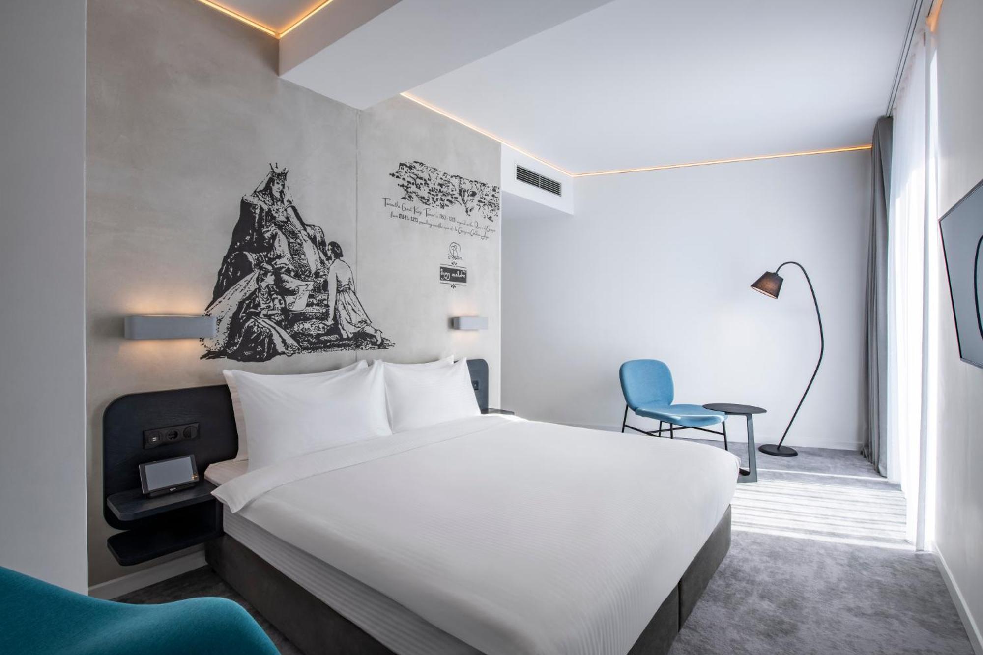 Hotel Golden Tulip Design Tbilisi Camera foto