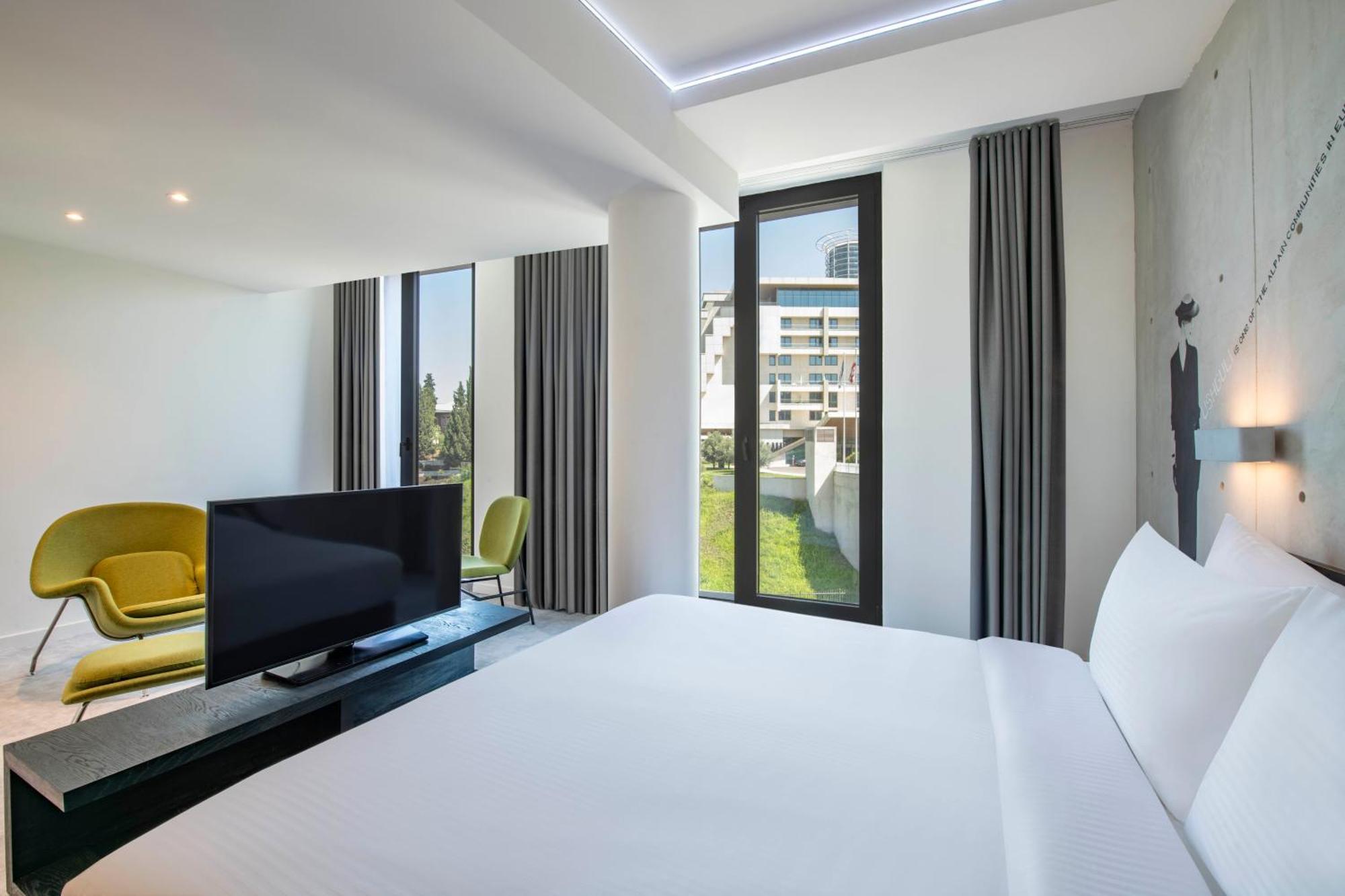Hotel Golden Tulip Design Tbilisi Camera foto