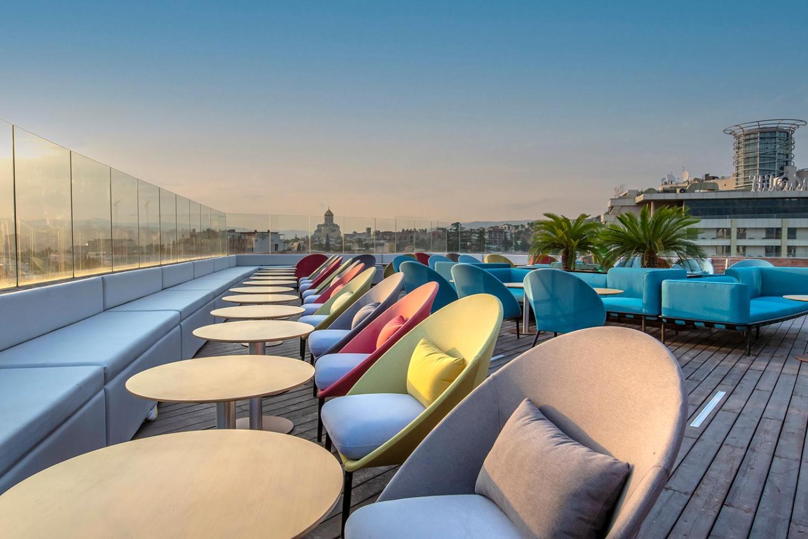 Hotel Golden Tulip Design Tbilisi Esterno foto